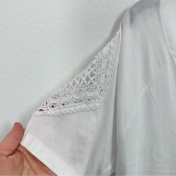 C&C California Women's Size Medium Lace Sleeve V Neck Casual Short Sleeve NWT - Picture 2 of 7